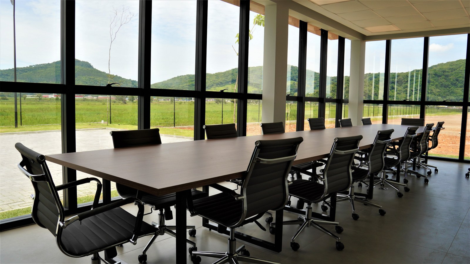 Terreno Empresarial 2.075m² - Navepark
